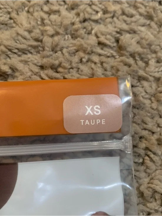 NWT Isabel Maternity Taupe Shapewear Shorts XS - Picture 3 of 7